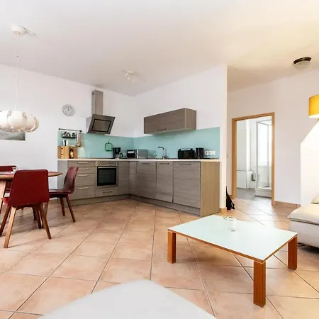 Apartment Wohnen Im Weingut Kirchheim an der Weinstrasse